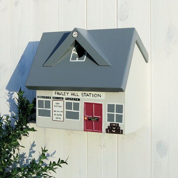 Personalised Train Station Bird Box - Lindleywood