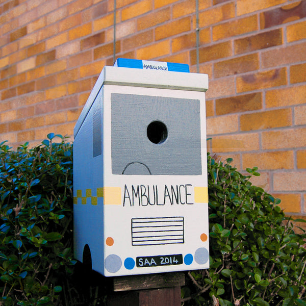 Personalised Ambulance Bird Box - Lindleywood