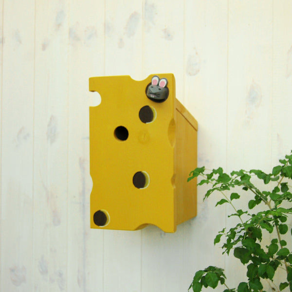 Handcrafted Cheese and Mouse Bird Box - Lindleywood