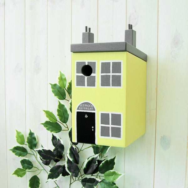 Personalised Seaside Cottage Bird Box - Lindleywood