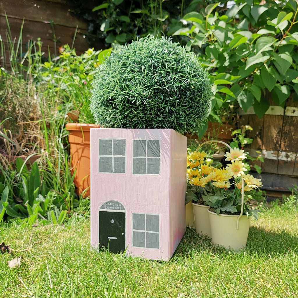 Personalised Seaside Cottage Mini Planter - Lindleywood