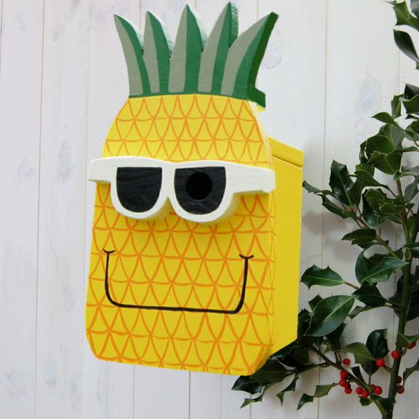 Handcrafted Pineapple Bird Box - Lindleywood
