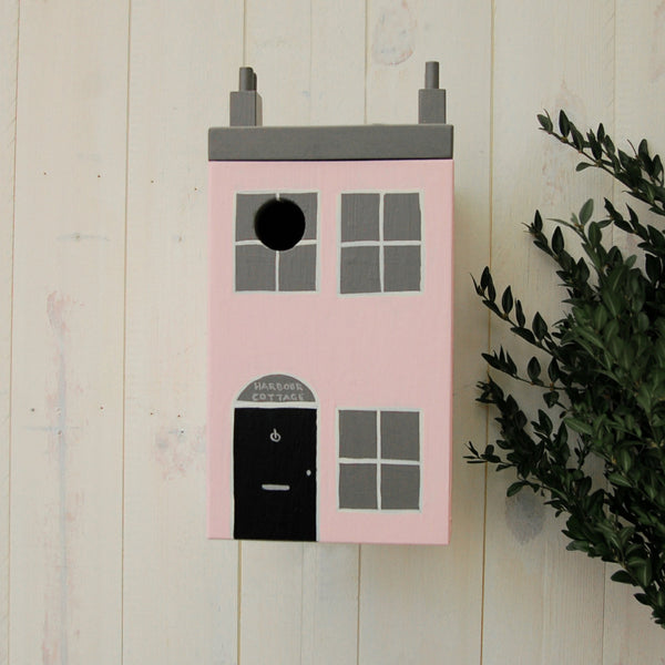 Personalised Seaside Cottage Bird Box - Lindleywood