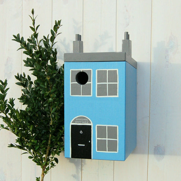 Personalised Seaside Cottage Bird Box - Lindleywood
