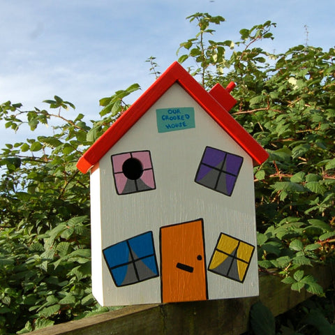 Personalised Crooked House Bird Box - Lindleywood