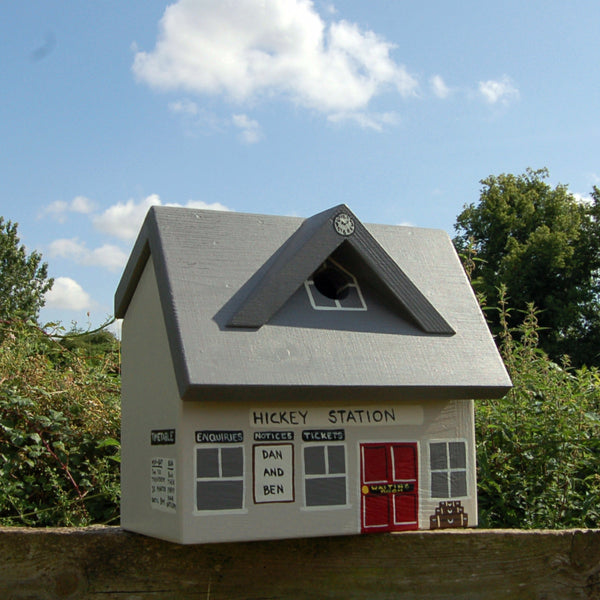 Personalised Train Station Bird Box - Lindleywood