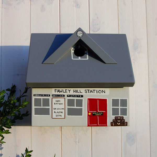 Personalised Train Station Bird Box - Lindleywood