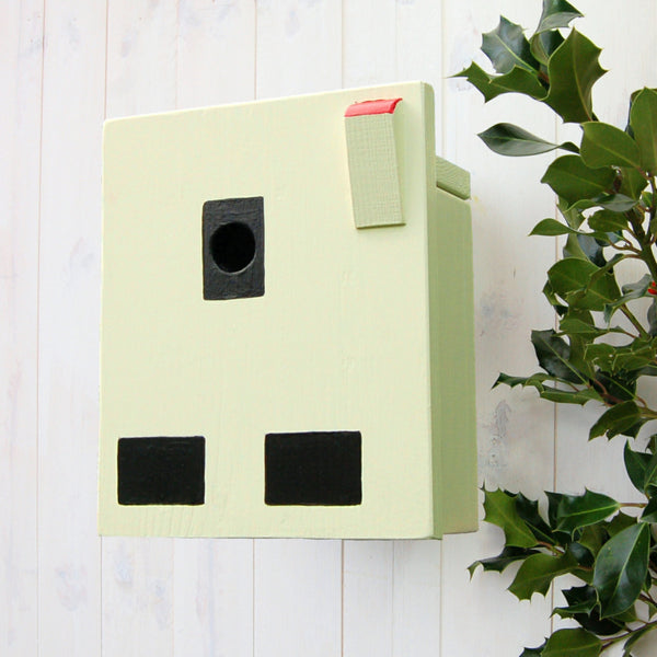 Handcrafted Electrical Socket Bird Box - Lindleywood