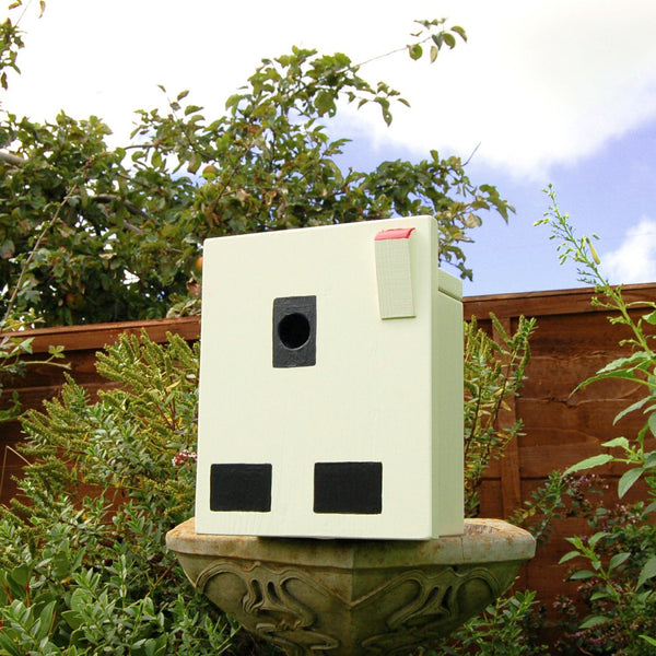 Handcrafted Electrical Socket Bird Box - Lindleywood